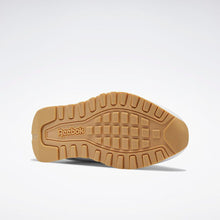 Load image into Gallery viewer, Reebok Glide Shoes