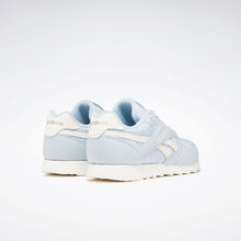 Load image into Gallery viewer, Reebok Ultra Flash Sneakers