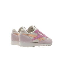 Load image into Gallery viewer, Reebok Classic Leather