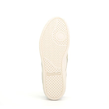 Load image into Gallery viewer, Tennis Classics Reebok Court Retro Unisex