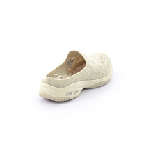 Load image into Gallery viewer, WOMEN'S RELAXED FIT: COMMUTE TIME - IN THE CLEAR