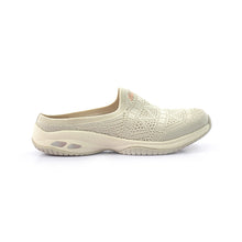 Load image into Gallery viewer, WOMEN'S RELAXED FIT: COMMUTE TIME - IN THE CLEAR