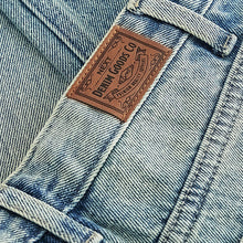 Load image into Gallery viewer, Blue Tint Wide Fit Authentic Jeans