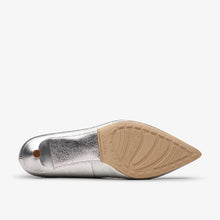Load image into Gallery viewer, Adela Court Silver Leather