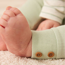Load image into Gallery viewer, Green Bunny Baby Top And Leggings Set