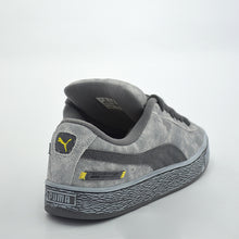 Load image into Gallery viewer, Scuderia Ferrari Suede XL Desert