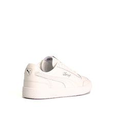 Load image into Gallery viewer, Majesty Sneakers Unisex