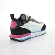 Load image into Gallery viewer, R22 Trainers
