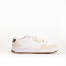 Load image into Gallery viewer, Court Classic Lux SD Unisex Sneakers