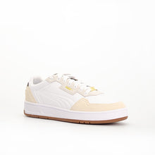 Load image into Gallery viewer, Court Classic Lux SD Unisex Sneakers