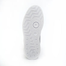 Load image into Gallery viewer, PUMA Club II Sneakers Youth