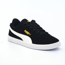 Load image into Gallery viewer, PUMA Club II Sneakers Youth