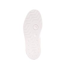 Load image into Gallery viewer, PUMA Club II Sneakers Youth