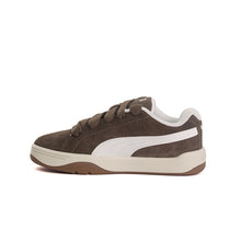 Load image into Gallery viewer, Park Lifestyle Easy Suede Sneakers Unisex