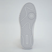 Load image into Gallery viewer, Court Lally Suede Sneakers Women