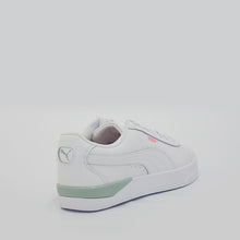 Load image into Gallery viewer, Jada Classic Big Kids' Sneakers