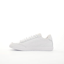 Load image into Gallery viewer, Vikky Star Sneakers Women