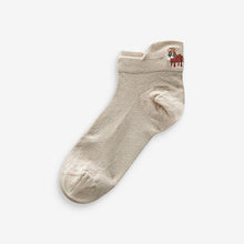 Load image into Gallery viewer, Neutral / Hamish the Highland Cow Embroidered Motif Trainers Socks 4 Pack