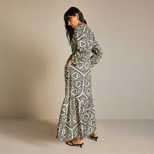 Load image into Gallery viewer, Black/White 100% Cotton Long Sleeve Dress