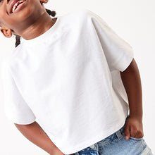Load image into Gallery viewer, White Boxy Short Sleeve Basic T-Shirt (3-12yrs)