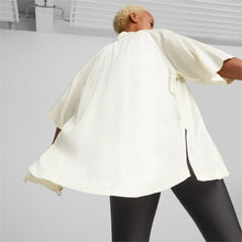 Load image into Gallery viewer, T7 Shirt Women