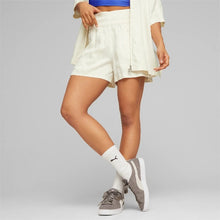 Load image into Gallery viewer, T7 Shorts Women