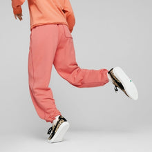 Load image into Gallery viewer, Classics RE:ESCAPE Sweatpants Women