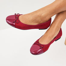 Load image into Gallery viewer, Red Toe Cap Forever Comfort® Ballerinas Shoes