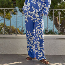 Load image into Gallery viewer, Blue/White Print Wide Leg Linen Blend Trouser