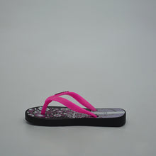 Load image into Gallery viewer, Classic Black/Pink Kids Sandals