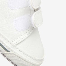 Load image into Gallery viewer, White Baby Two Strap Pram Shoes (0-18mths)