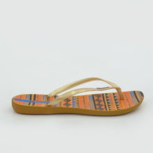 Load image into Gallery viewer, Wave Mix Yellow/God Women Sandals