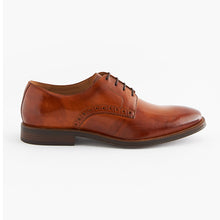 Load image into Gallery viewer, an Brown Regular Fit Leather Contrast Sole Derby Shoes
