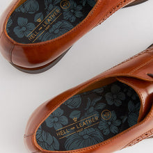 Load image into Gallery viewer, an Brown Regular Fit Leather Contrast Sole Derby Shoes