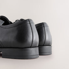 Load image into Gallery viewer, Black Standard Fit Leather Plain Derby Shoes