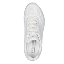 Load image into Gallery viewer, Uno - Stand on Air