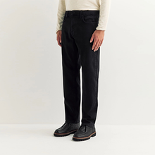 Load image into Gallery viewer, Black Straight Fit Motion Flex Jeans