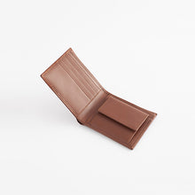 Load image into Gallery viewer, Tan Brown Leather Stag Badge Wallet