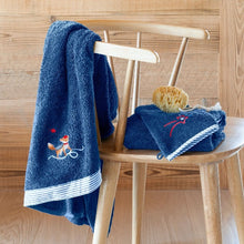 Load image into Gallery viewer, Le drap de douche Ptitchic en coloris indigo
