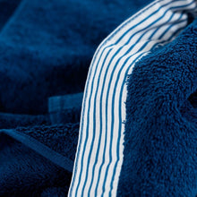 Load image into Gallery viewer, Le drap de douche Ptitchic en coloris indigo