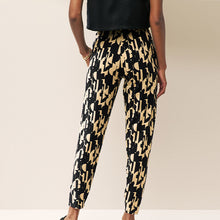 Load image into Gallery viewer, Black/Cream Jersey Joggers