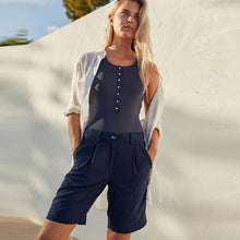 Load image into Gallery viewer, Navy Blue Linen Blend Knee Length Shorts