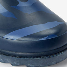 Load image into Gallery viewer, Navy Camouflage Rubber Wellies (Older Boys)