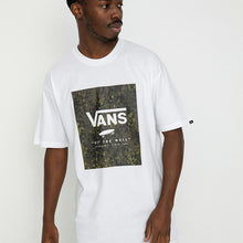 Load image into Gallery viewer, Classic Print Box T-Shirt