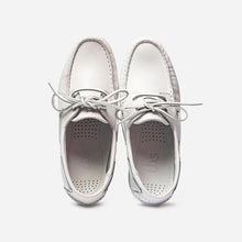 Load image into Gallery viewer, Women's Boat Shoes White Leather