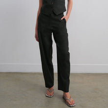 Load image into Gallery viewer, Black Elasticated Waist Barrel Leg Trousers