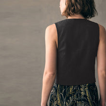Load image into Gallery viewer, Black Button Through Waistcoat With Linen