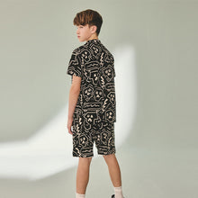 Load image into Gallery viewer, Black/White 100% Cotton Printed Jersey Shirt And Shorts Set (4-10yrs)