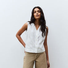Load image into Gallery viewer, White Broderie Waistcoat
