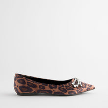 Load image into Gallery viewer, Leopard Forever Comfort® Point Jewel Ballerina Shoes